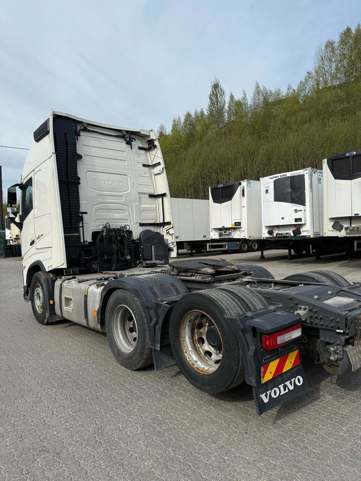Volvo FH540 6x2 / Double boogie - Tractor head: gambar 5 Volvo FH540 6x2 / Double boogie - Tractor head: gambar 5
