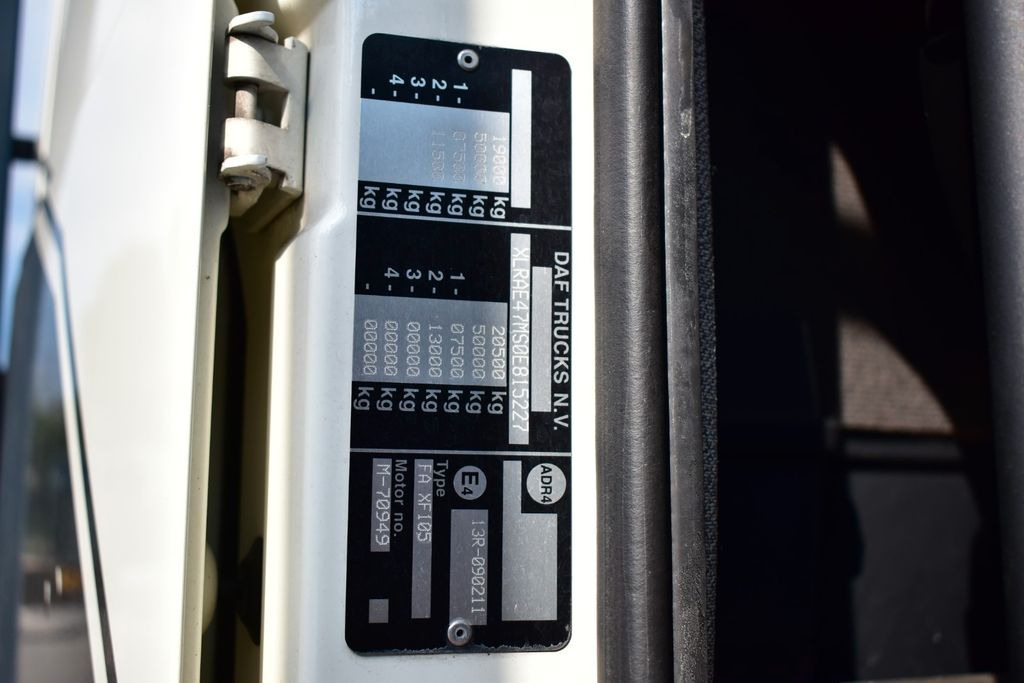 Truk derek, Truk flatbed DAF XF 105.410 4x2 FASSI F 190 Trailer: gambar 17 Truk derek, Truk flatbed DAF XF 105.410 4x2 FASSI F 190 Trailer: gambar 17