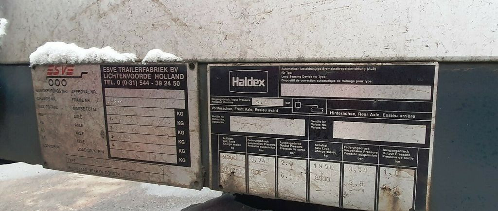 Truk derek, Truk flatbed DAF XF 105.410 4x2 FASSI F 190 Trailer: gambar 19 Truk derek, Truk flatbed DAF XF 105.410 4x2 FASSI F 190 Trailer: gambar 19