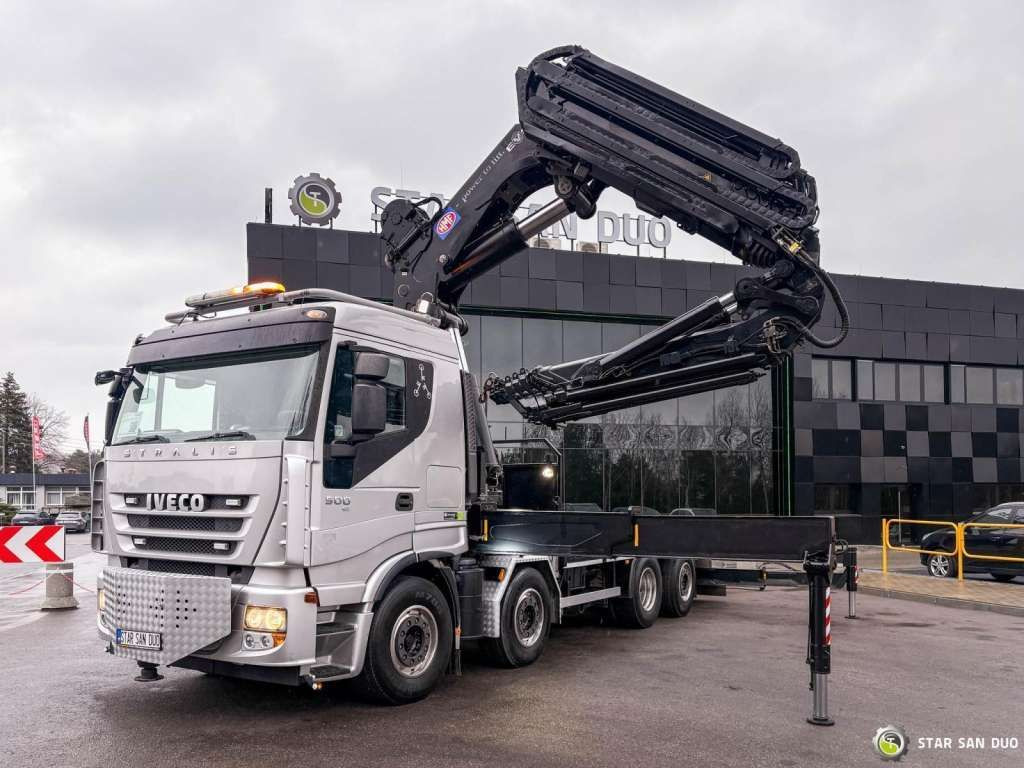 Iveco STRALIS AS320S50Y 8x2 HMF 8520-0K6 FLY JIB Winc - Truk derek: gambar 2 Iveco STRALIS AS320S50Y 8x2 HMF 8520-0K6 FLY JIB Winc - Truk derek: gambar 2