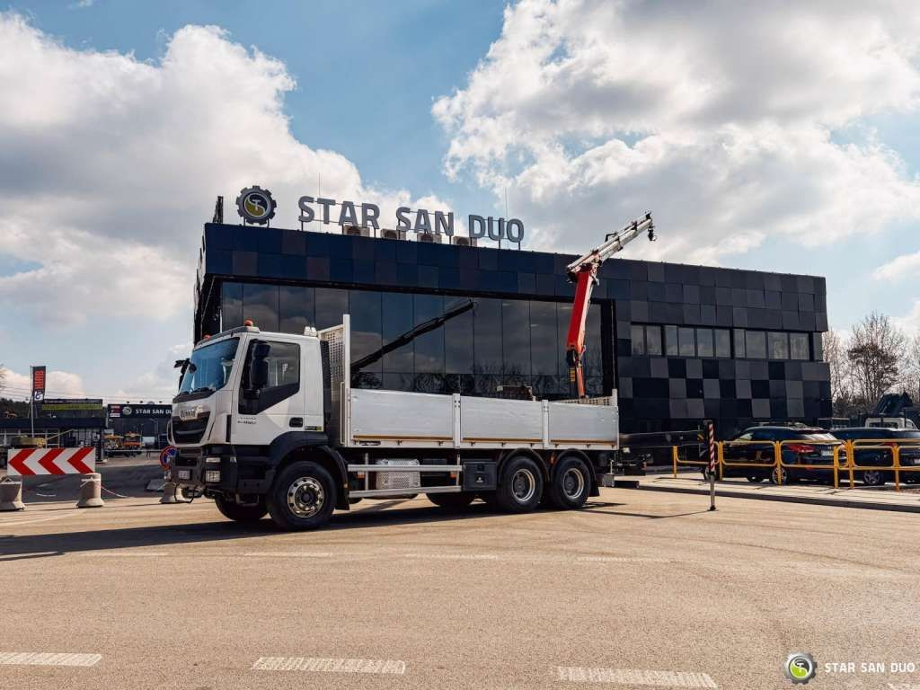 Iveco TRAKKER 450 6x4 PALFINGER PK 18502 SH Rotator - Truk derek: gambar 5 Iveco TRAKKER 450 6x4 PALFINGER PK 18502 SH Rotator - Truk derek: gambar 5