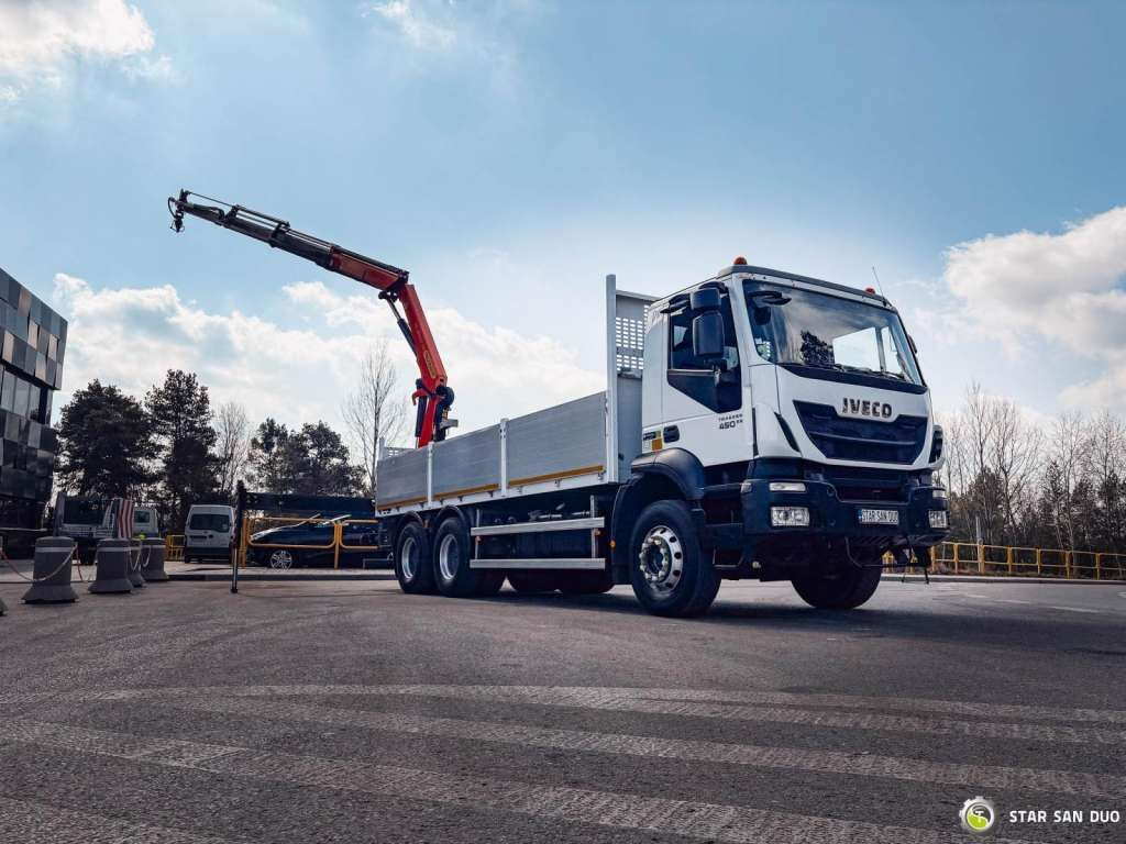 Iveco TRAKKER 450 6x4 PALFINGER PK 18502 SH Rotator - Truk derek: gambar 4 Iveco TRAKKER 450 6x4 PALFINGER PK 18502 SH Rotator - Truk derek: gambar 4