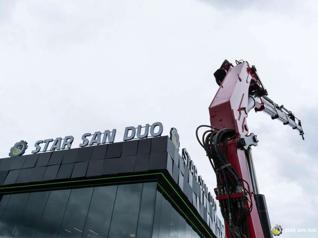 MAN 27.402 F10 6x6 HMF 3620 K4 Hds Crane - Truk derek: gambar 4 MAN 27.402 F10 6x6 HMF 3620 K4 Hds Crane - Truk derek: gambar 4