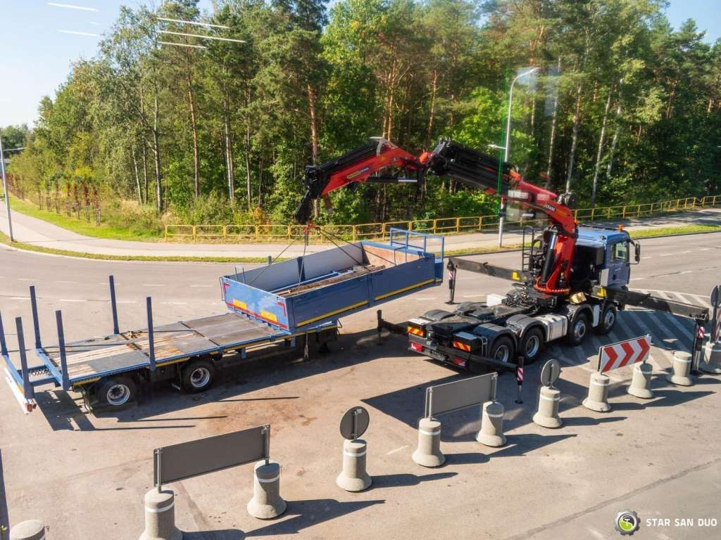 MAN TGA 35.440 8X6H PALFINGER 60002 Semi-trailer - Truk derek: gambar 4 MAN TGA 35.440 8X6H PALFINGER 60002 Semi-trailer - Truk derek: gambar 4