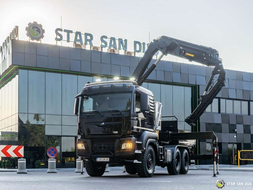 MAN TGS 26.420 6x6 HMF 3000 K6 Fly Jib Crane Basket - Truk derek: gambar 4 MAN TGS 26.420 6x6 HMF 3000 K6 Fly Jib Crane Basket - Truk derek: gambar 4