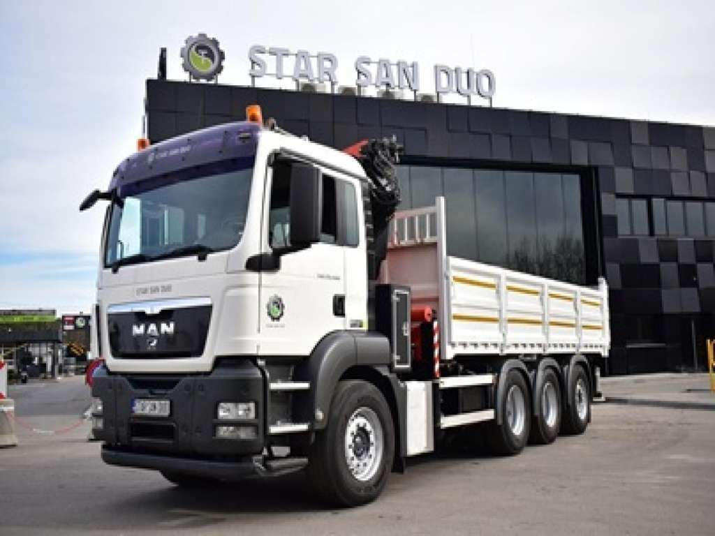 MAN TGS 35.400 8X4 PALFINGER PK 33002 CRANE KIPPER - Truk derek, Truk jungkit: gambar 4 MAN TGS 35.400 8X4 PALFINGER PK 33002 CRANE KIPPER - Truk derek, Truk jungkit: gambar 4