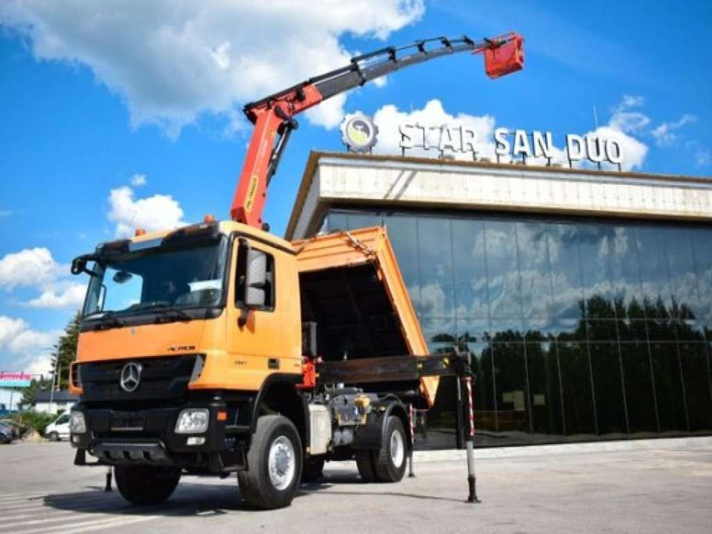 Mercedes-Benz ACTROS 1841 4x4 PALFINGER PK 22002 CRANE KIPER - Truk jungkit, Truk derek: gambar 5 Mercedes-Benz ACTROS 1841 4x4 PALFINGER PK 22002 CRANE KIPER - Truk jungkit, Truk derek: gambar 5