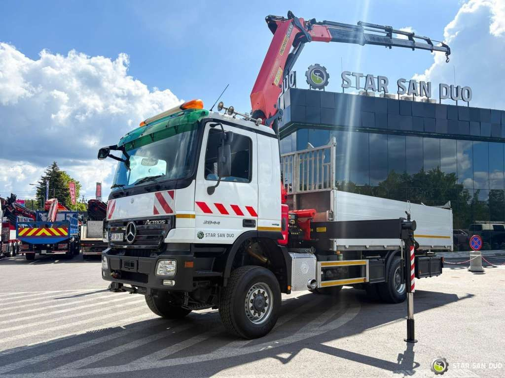 Mercedes-Benz ACTROS 2044A 4x4 Palfinger PK 20002 hds Crane - Truk derek: gambar 1 Mercedes-Benz ACTROS 2044A 4x4 Palfinger PK 20002 hds Crane - Truk derek: gambar 1