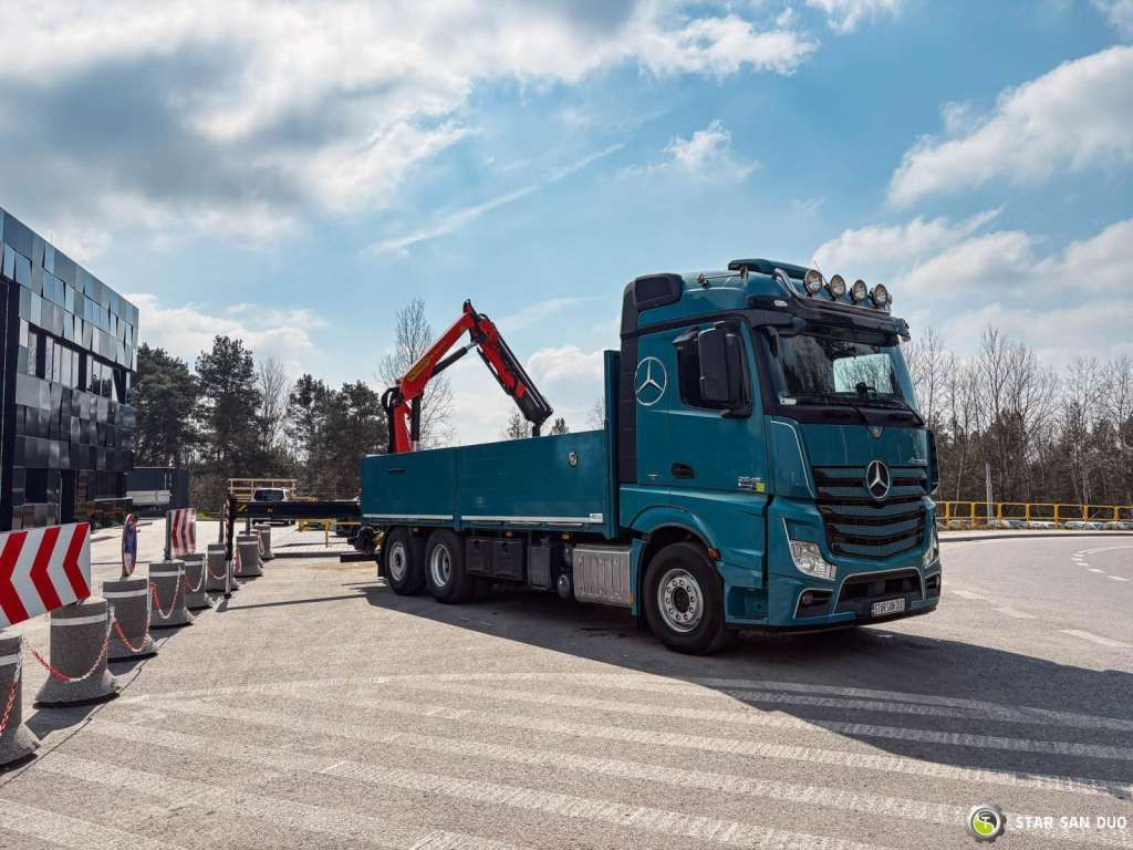 Mercedes-Benz ACTROS 2545 6x2 Palfinger PK 16001 HDS Crane Mercedes-Benz ACTROS 2545 6x2 Palfinger PK 16001 HDS Crane - Truk derek, Truk flatbed: gambar 3 Mercedes-Benz ACTROS 2545 6x2 Palfinger PK 16001 HDS Crane Mercedes-Benz ACTROS 2545 6x2 Palfinger PK 16001 HDS Crane - Truk derek, Truk flatbed: gambar 3