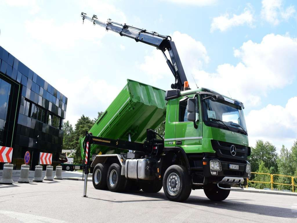 Mercedes-Benz ACTROS 3346 6x6 HIAB 244EP-4 Crane Kipper - Truk derek: gambar 2 Mercedes-Benz ACTROS 3346 6x6 HIAB 244EP-4 Crane Kipper - Truk derek: gambar 2