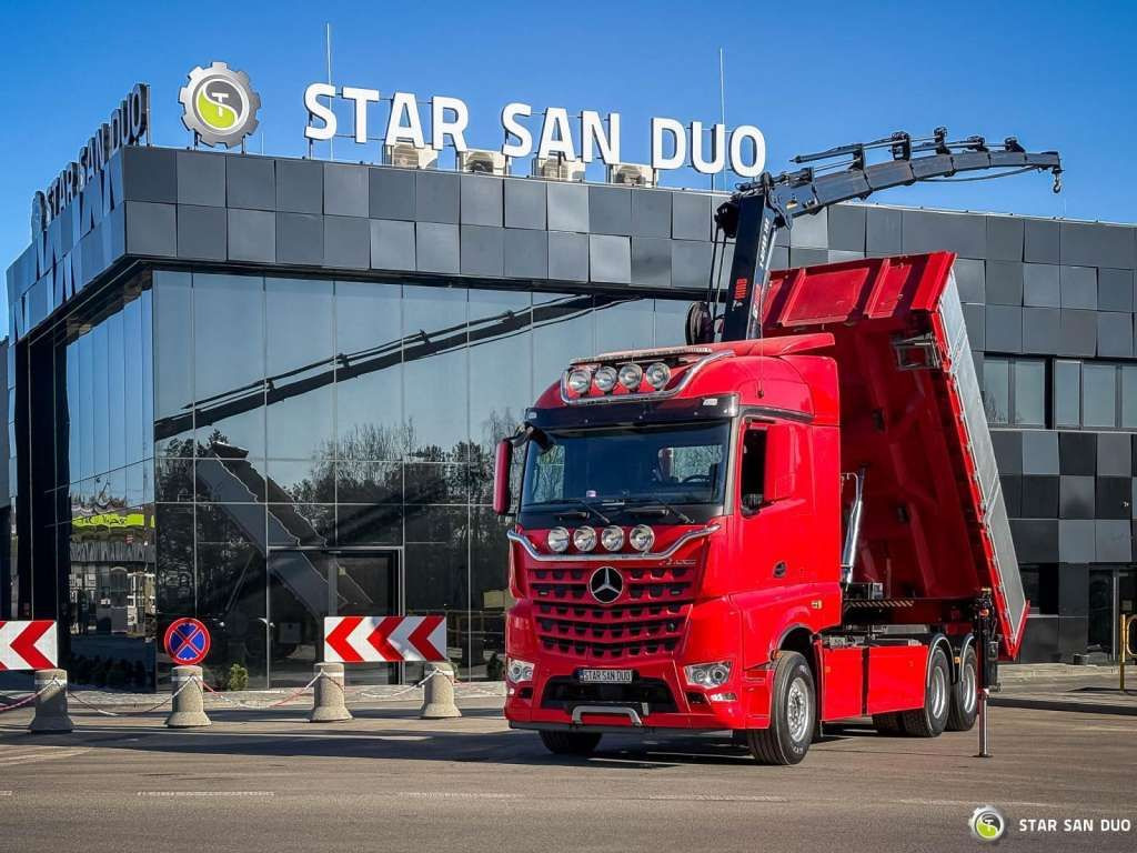 Mercedes-Benz AROCS 3358L 6x4 HIAB 192X-HIPRO E-6 Crane Kippe - Truk jungkit: gambar 1 Mercedes-Benz AROCS 3358L 6x4 HIAB 192X-HIPRO E-6 Crane Kippe - Truk jungkit: gambar 1