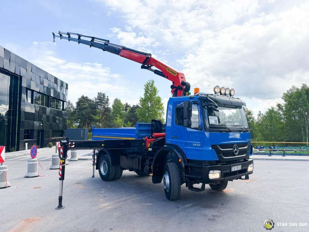 Mercedes-Benz AXOR 1833 4x4 Palfinger PK 22002 EH Crane Winch - Truk jungkit: gambar 2 Mercedes-Benz AXOR 1833 4x4 Palfinger PK 22002 EH Crane Winch - Truk jungkit: gambar 2