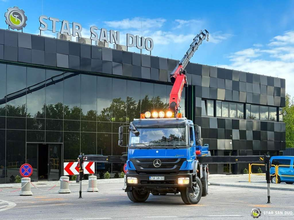 Mercedes-Benz  AXOR 1833 4x4 Palfinger PK 22002 EH Crane Winch - Truk jungkit: gambar 3 Mercedes-Benz  AXOR 1833 4x4 Palfinger PK 22002 EH Crane Winch - Truk jungkit: gambar 3