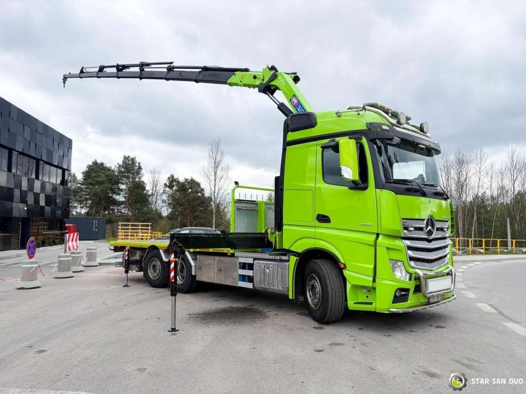Mercedes-Benz Actros 6x2 HMF 3220 K7 Crane Mercedes-Benz Actros 6x2 HMF 3220 K7 Crane - Truk derek, Truk flatbed: gambar 2 Mercedes-Benz Actros 6x2 HMF 3220 K7 Crane Mercedes-Benz Actros 6x2 HMF 3220 K7 Crane - Truk derek, Truk flatbed: gambar 2