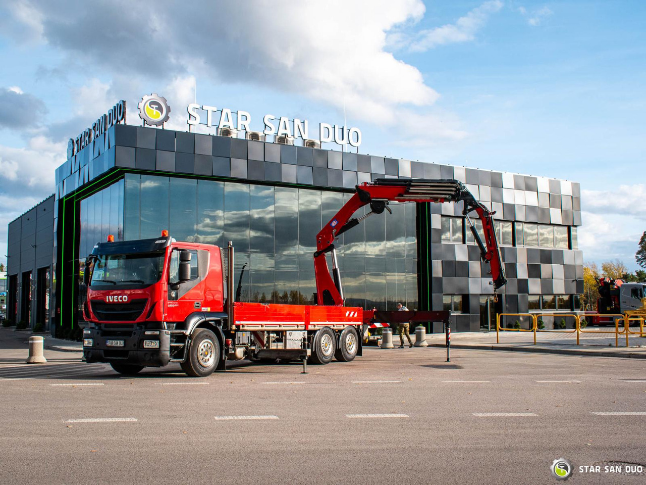 - Truk derek: gambar 4 - Truk derek: gambar 4