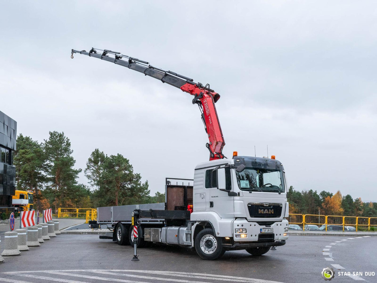 - Truk derek: gambar 4 - Truk derek: gambar 4