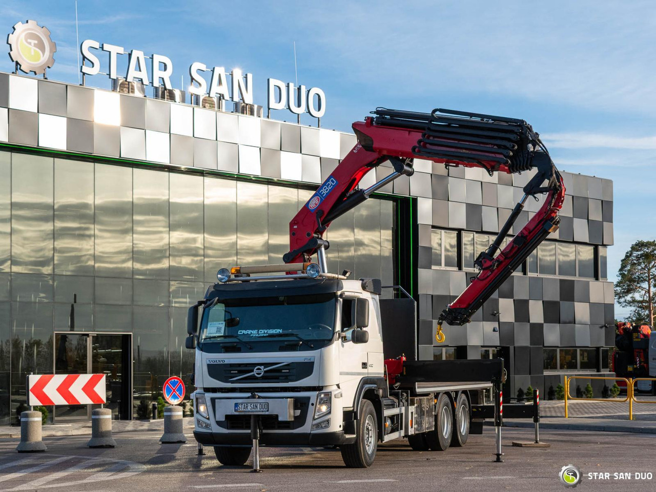 - Truk derek: gambar 4 - Truk derek: gambar 4