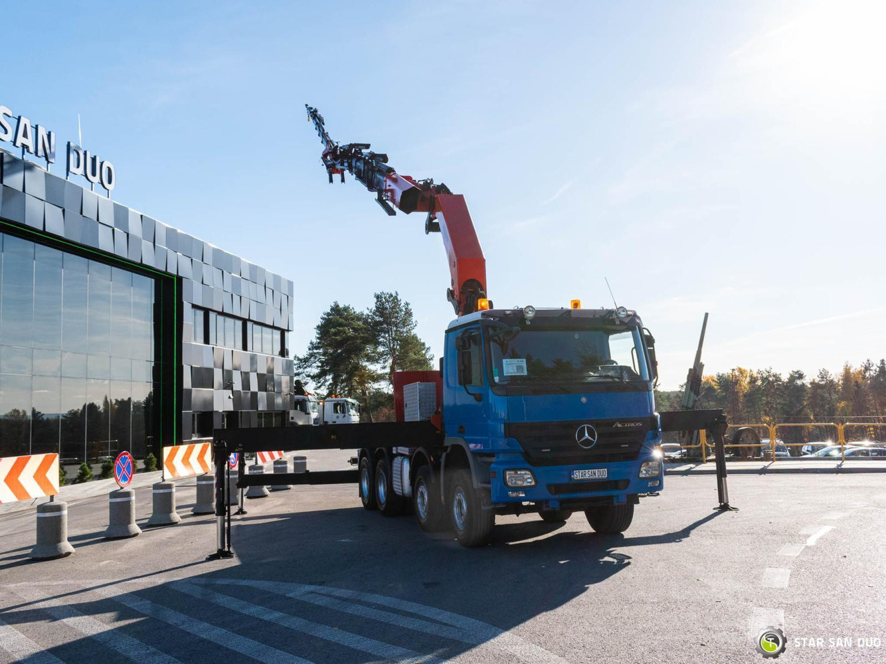 - Truk derek: gambar 4 - Truk derek: gambar 4