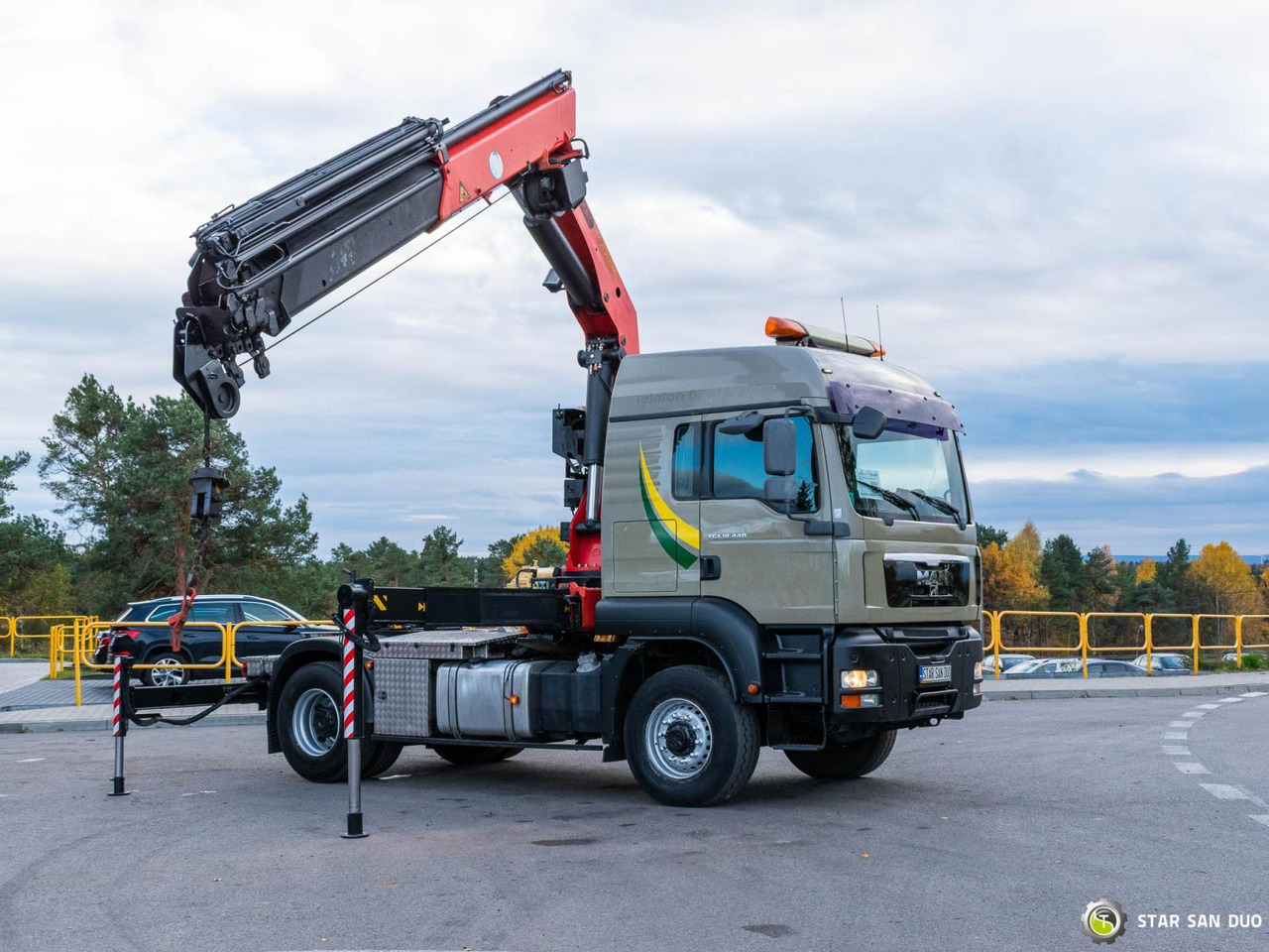 - Truk derek: gambar 5 - Truk derek: gambar 5