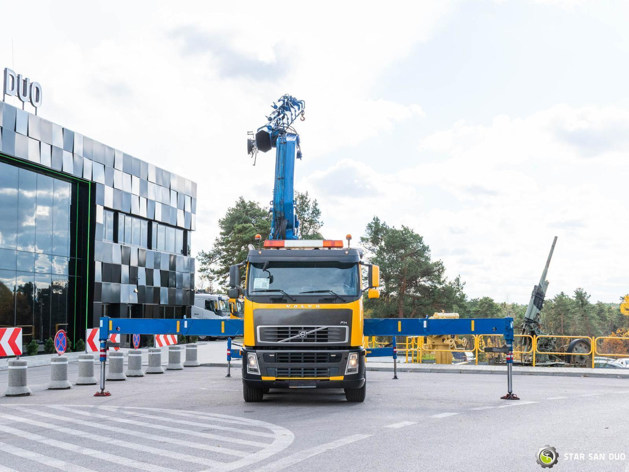 - Truk derek: gambar 3 - Truk derek: gambar 3