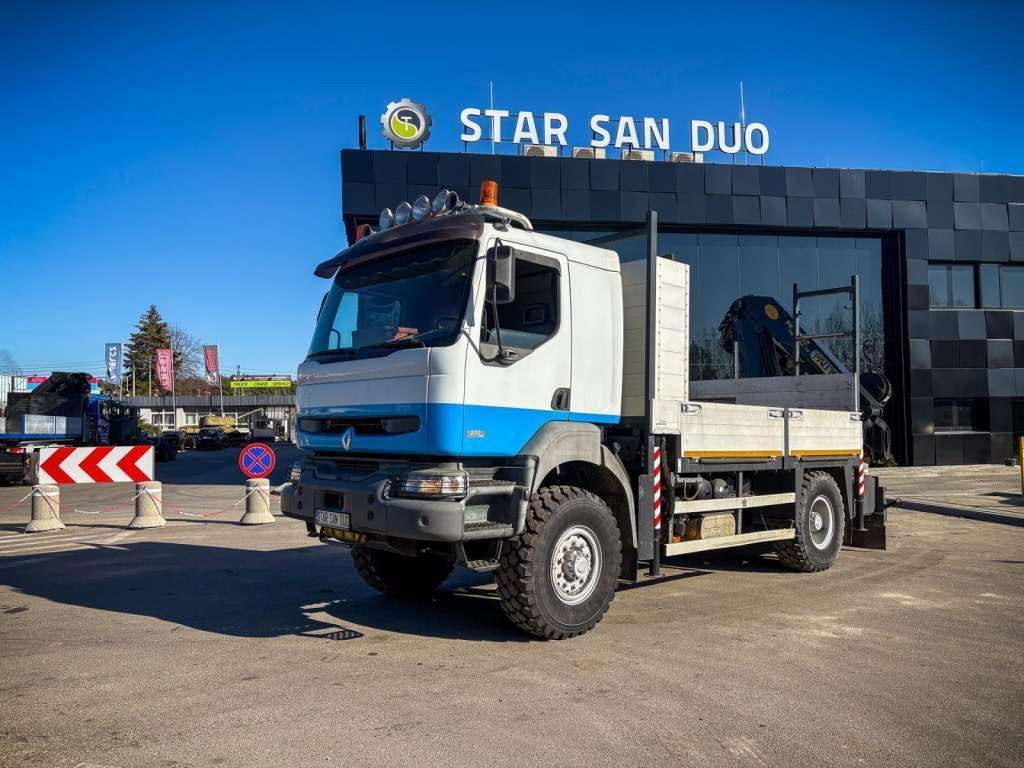 Renault KERAX 270 4x4 PALFINGER PK 16502 CRANE WINCH - Truk derek, Truk flatbed: gambar 3 Renault KERAX 270 4x4 PALFINGER PK 16502 CRANE WINCH - Truk derek, Truk flatbed: gambar 3