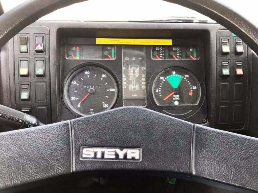 Leasing Steyr 13S23 4x4 Feuerwehr 2000 liter Fire  Steyr 13S23 4x4 Feuerwehr 2000 liter Fire: gambar 6