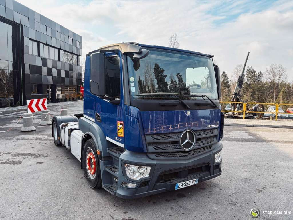 Mercedes-Benz ACTROS 1843 4x2 EURO 6 Hydraulic LOHR - Tractor head: gambar 4 Mercedes-Benz ACTROS 1843 4x2 EURO 6 Hydraulic LOHR - Tractor head: gambar 4