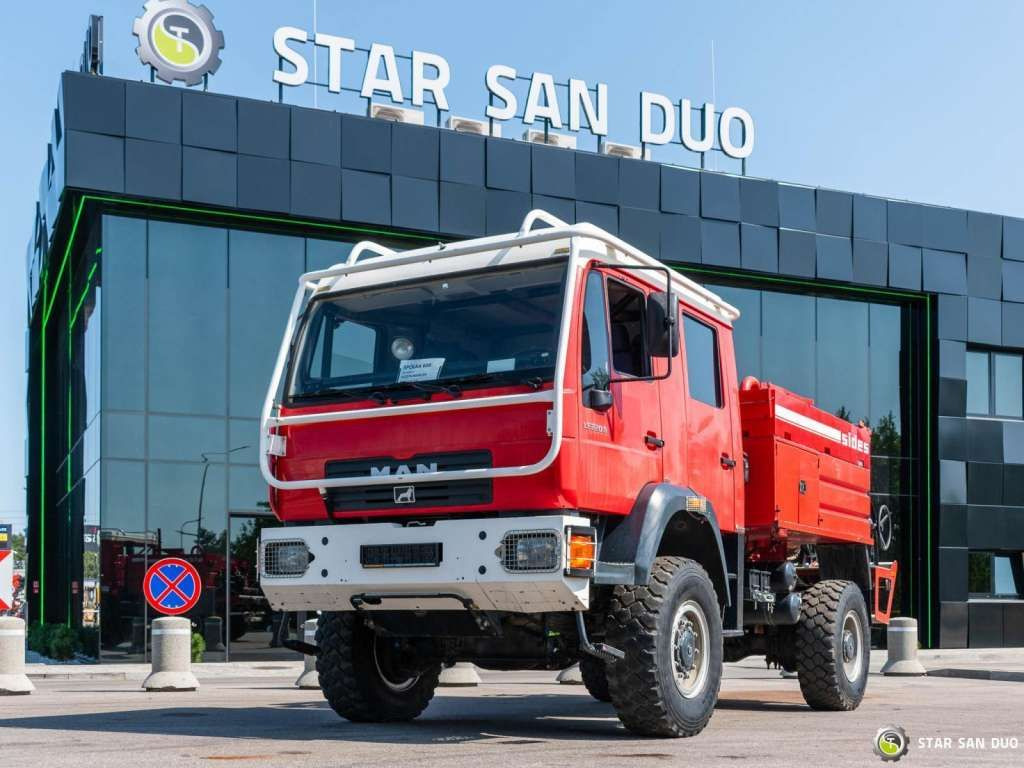 MAN LE220B 4x4 E Fire Truck Feuerwehr - Truk: gambar 1 MAN LE220B 4x4 E Fire Truck Feuerwehr - Truk: gambar 1