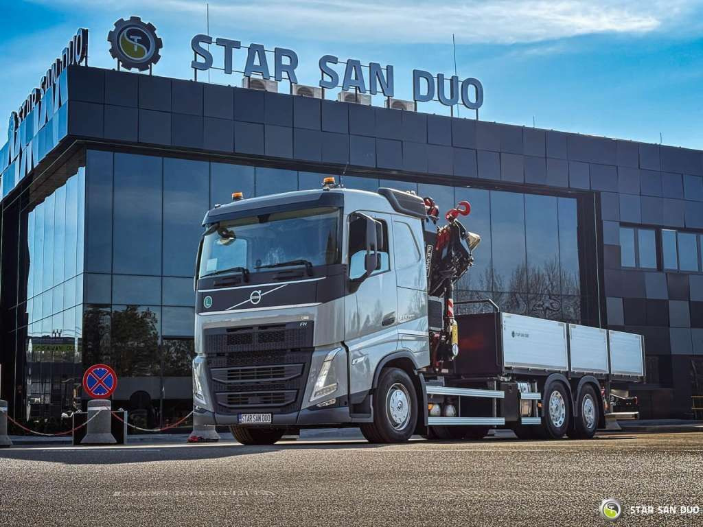 Volvo FH 500 6x2 FASSI F545R.A.2.25 CRANE KRAN NEW !! - Truk derek: gambar 2 Volvo FH 500 6x2 FASSI F545R.A.2.25 CRANE KRAN NEW !! - Truk derek: gambar 2