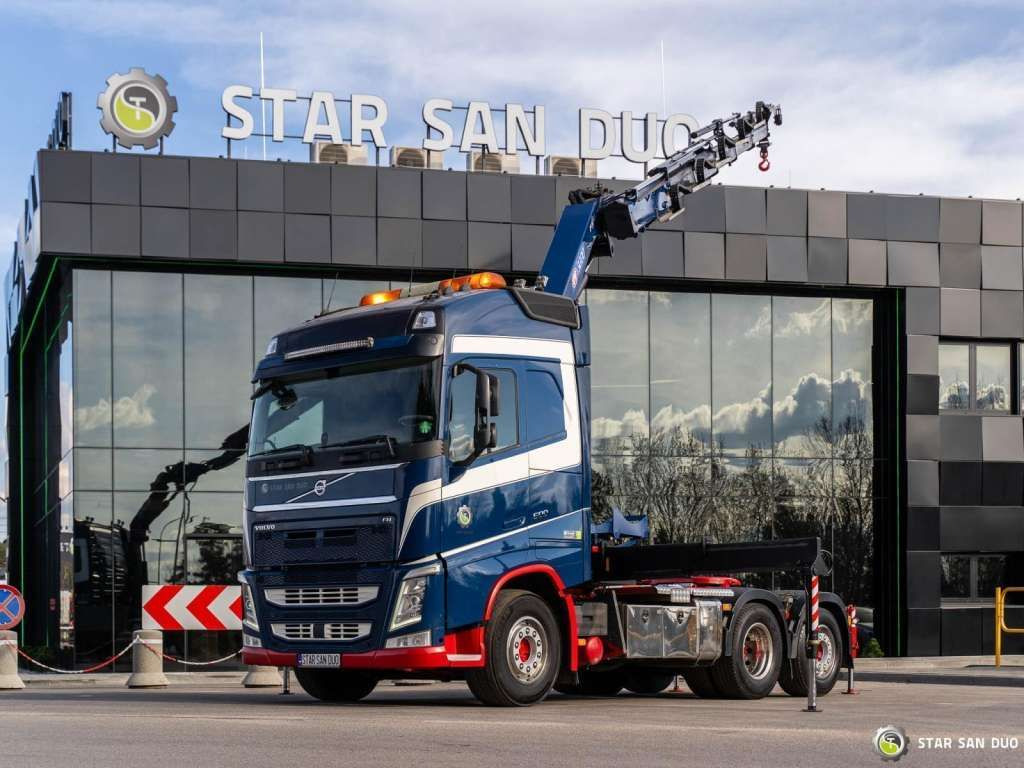 Volvo FH 500 6x2 HMF 3220-K5 HDS Crane Euro 6 - Truk derek, Tractor head: gambar 1 Volvo FH 500 6x2 HMF 3220-K5 HDS Crane Euro 6 - Truk derek, Tractor head: gambar 1