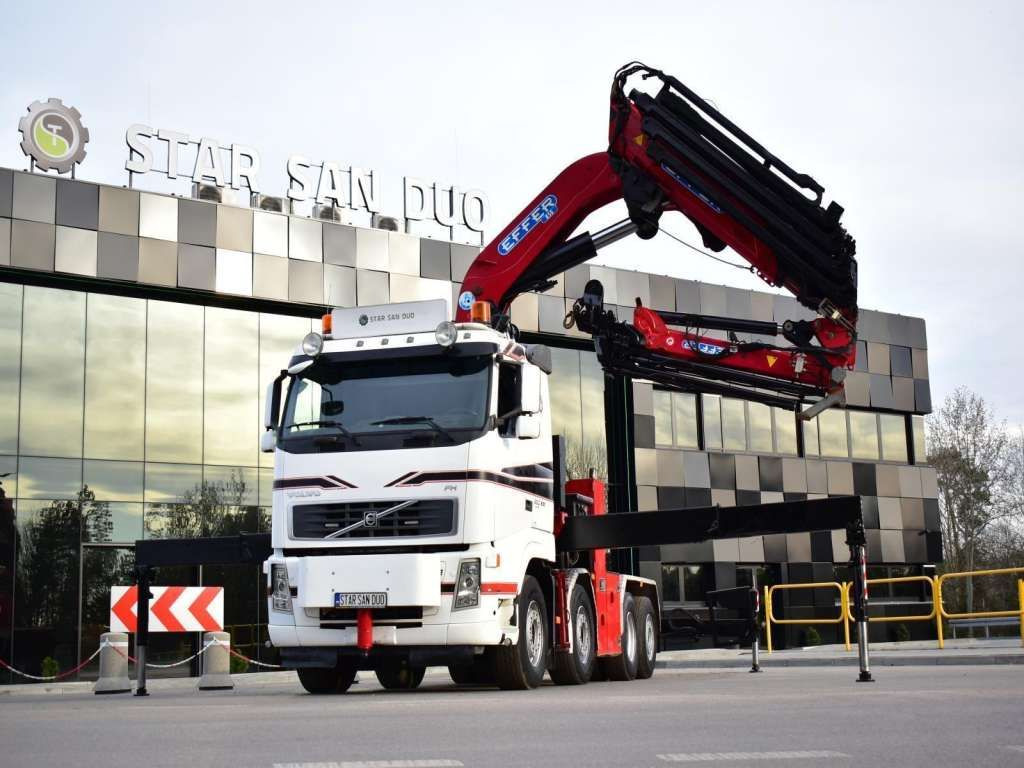 Volvo FH 520 8x2 EFFER 850 Fly Jib Winch 5th - Truk derek, Tractor head: gambar 2 Volvo FH 520 8x2 EFFER 850 Fly Jib Winch 5th - Truk derek, Tractor head: gambar 2