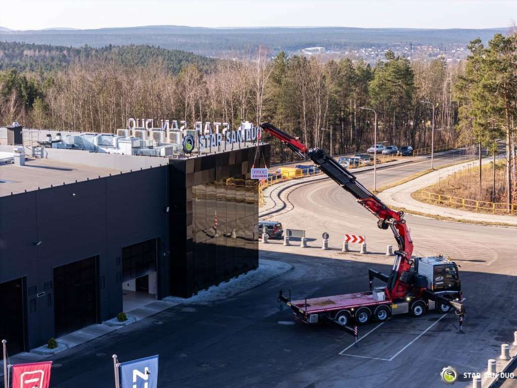 Volvo FH 540 10x4 FASSI F1950 FLY JIB WINCH 46m !!! Volvo FH 540 10x4 FASSI F1950 FLY JIB WINCH 46m !!! - Truk derek: gambar 3 Volvo FH 540 10x4 FASSI F1950 FLY JIB WINCH 46m !!! Volvo FH 540 10x4 FASSI F1950 FLY JIB WINCH 46m !!! - Truk derek: gambar 3