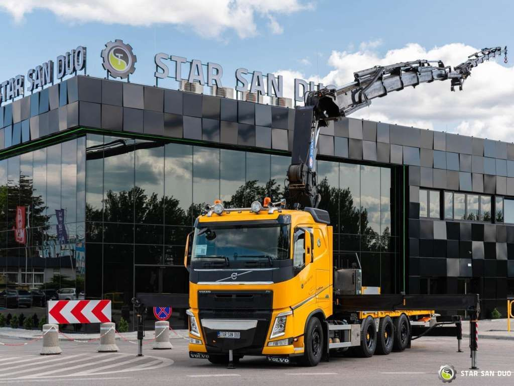 Volvo FH 540 8x4 HMF 6020 Fly Jib Winch - Truk derek: gambar 1 Volvo FH 540 8x4 HMF 6020 Fly Jib Winch - Truk derek: gambar 1