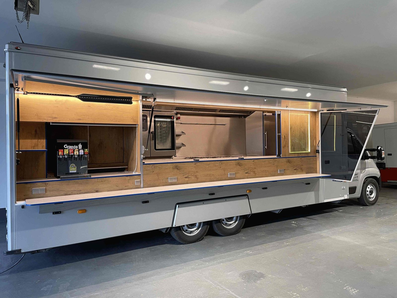 Fiat Ducato - Truk penjual: gambar 1 Fiat Ducato - Truk penjual: gambar 1
