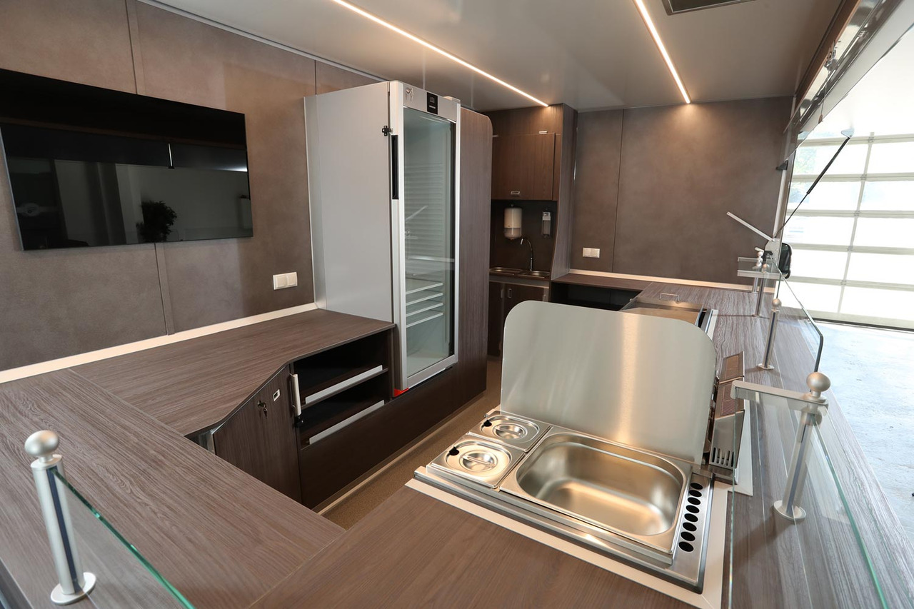 Mobil BORCO HÖHNS - Truk penjual: gambar 3 Mobil BORCO HÖHNS - Truk penjual: gambar 3