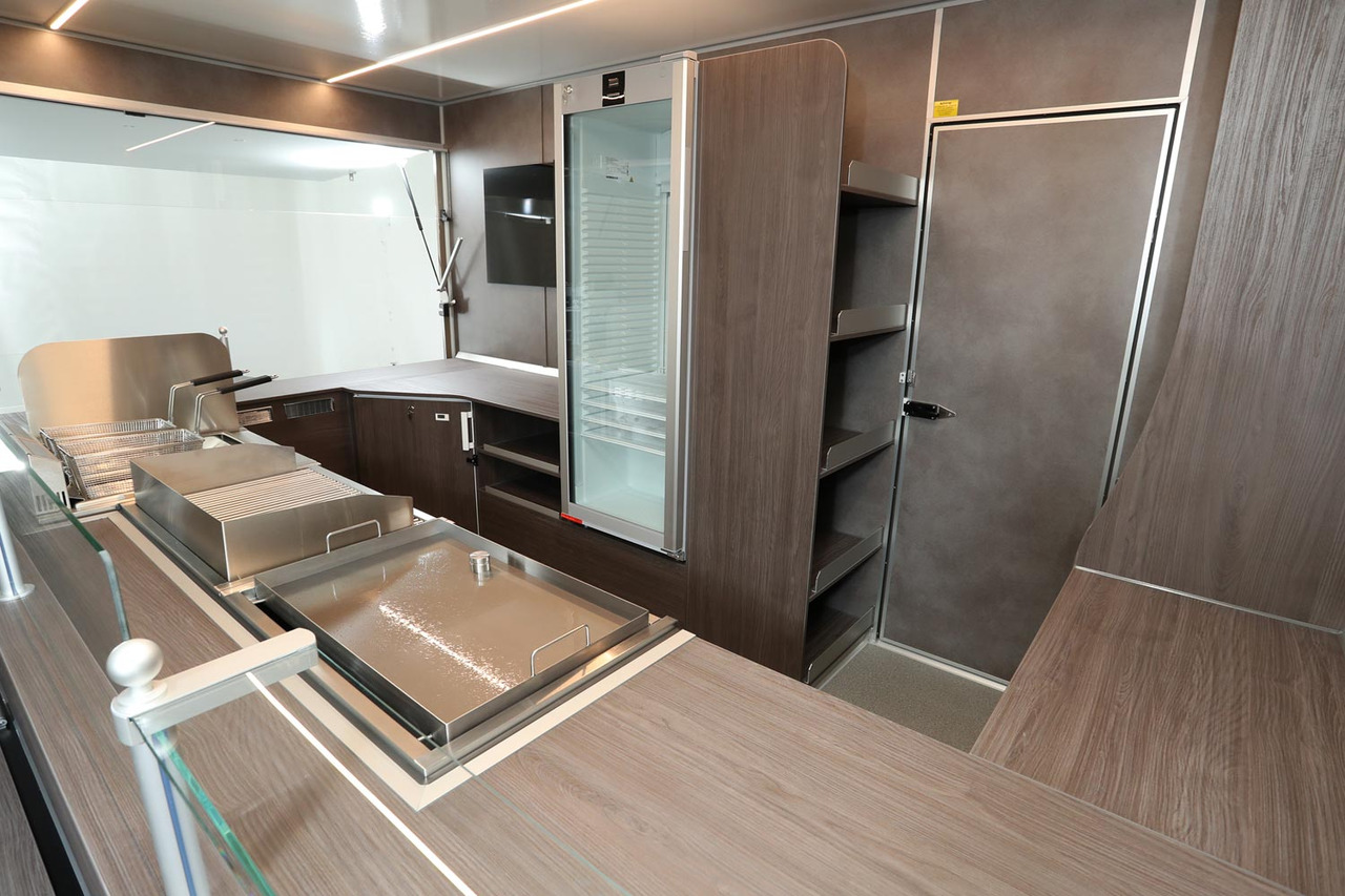 Mobil BORCO HÖHNS - Truk penjual: gambar 4 Mobil BORCO HÖHNS - Truk penjual: gambar 4