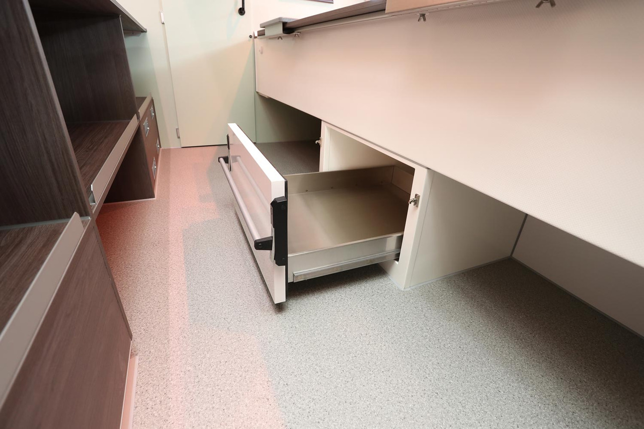 Mobil BORCO HÖHNS - Truk penjual: gambar 5 Mobil BORCO HÖHNS - Truk penjual: gambar 5