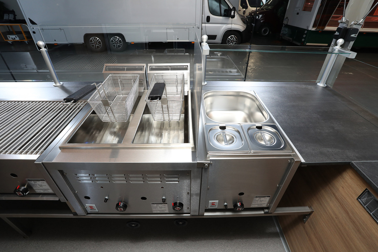 Mobil BORCO HÖHNS - Truk penjual: gambar 5 Mobil BORCO HÖHNS - Truk penjual: gambar 5