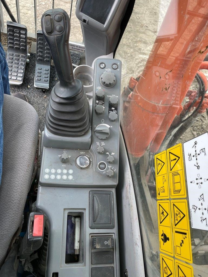 Ekskavator perayap HITACHI ZX350 LCN - 6: gambar 25