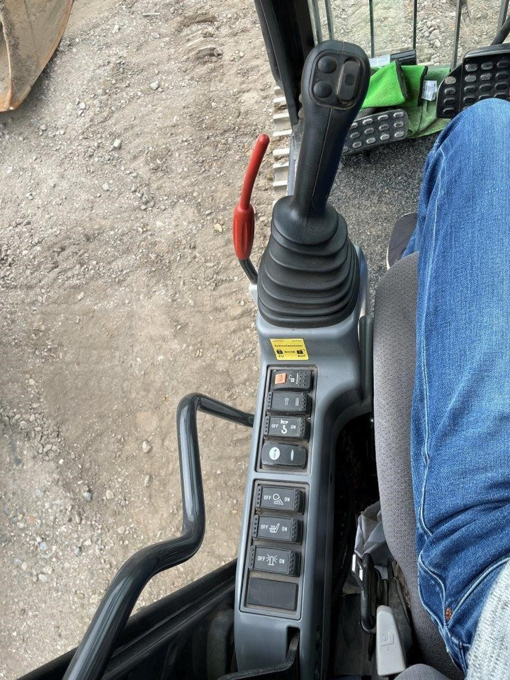 Ekskavator perayap HITACHI ZX350 LCN - 6: gambar 26
