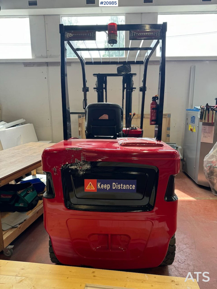 CPD- 35 MotvektstrucK - Forklift listrik: gambar 3 CPD- 35 MotvektstrucK - Forklift listrik: gambar 3