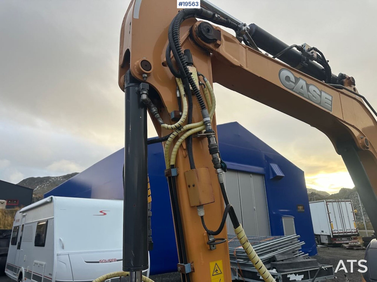 Case CX50B gravemaskin m/ rototilt, hammer, klype og 3 skuffer. Lavt timetall! - Ekskavator: gambar 5 Case CX50B gravemaskin m/ rototilt, hammer, klype og 3 skuffer. Lavt timetall! - Ekskavator: gambar 5