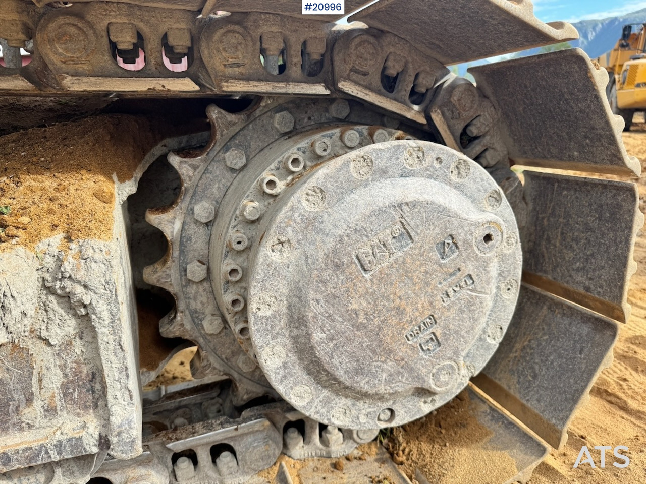 Ekskavator perayap Caterpillar 320EL: gambar 18
