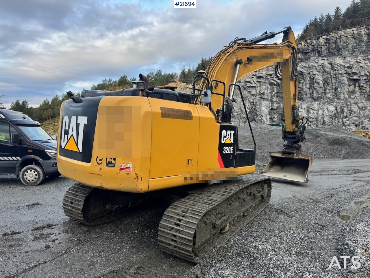 Caterpillar 320EL - Ekskavator perayap: gambar 5 Caterpillar 320EL - Ekskavator perayap: gambar 5