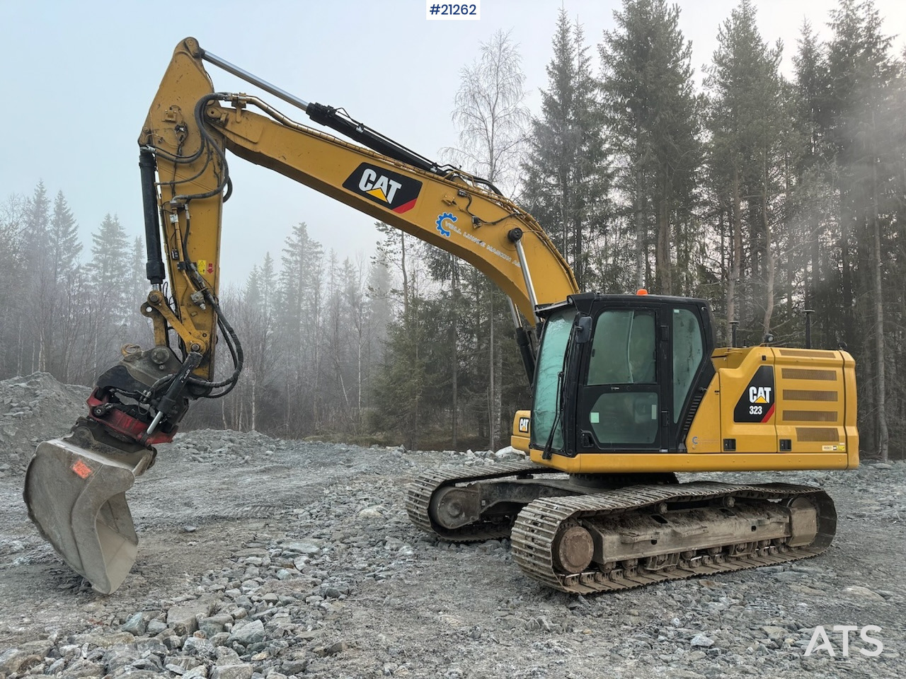 Caterpillar 323 - Ekskavator perayap: gambar 2 Caterpillar 323 - Ekskavator perayap: gambar 2