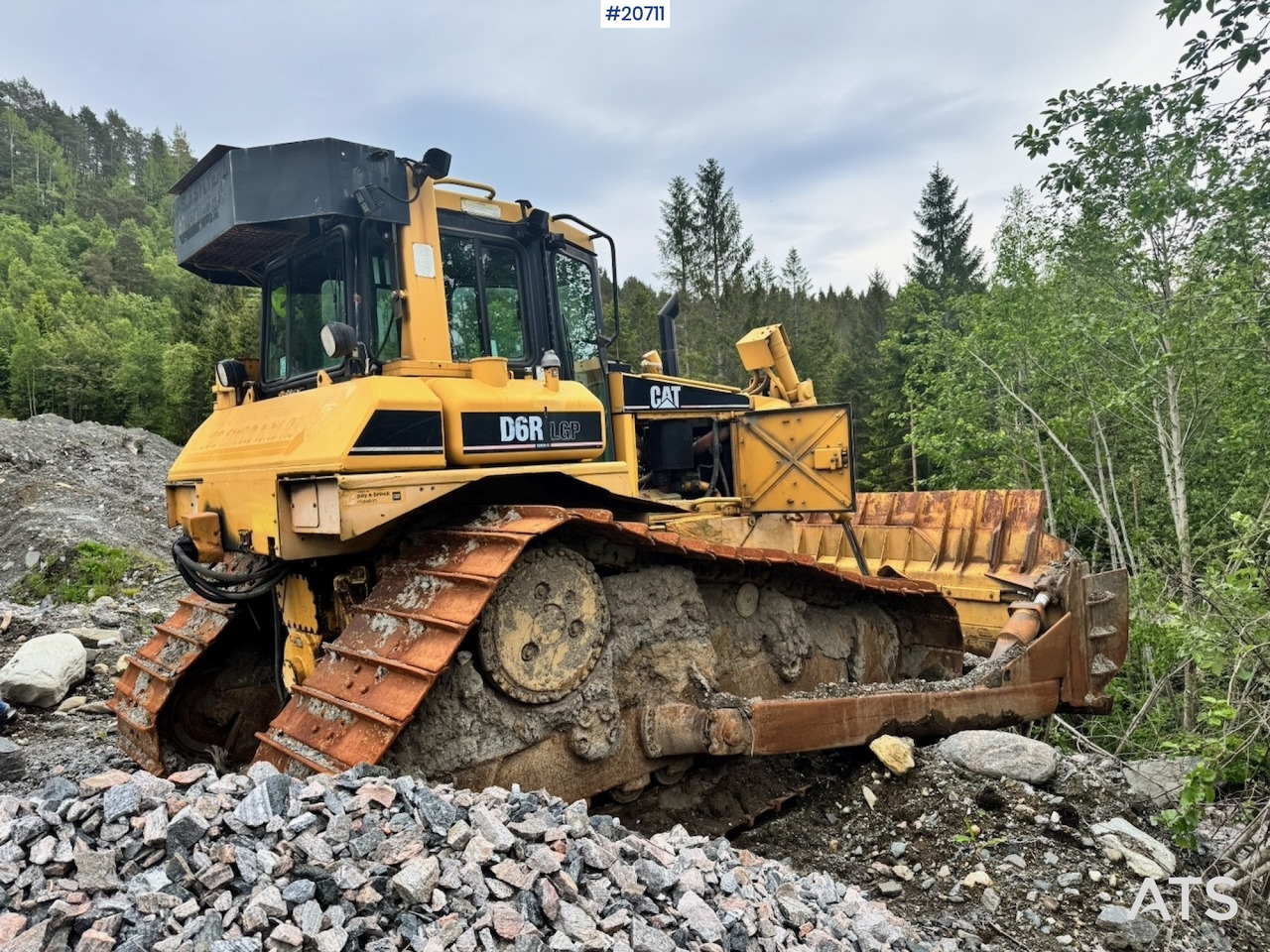 Caterpillar D6R LGP - Bulldozer: gambar 5 Caterpillar D6R LGP - Bulldozer: gambar 5