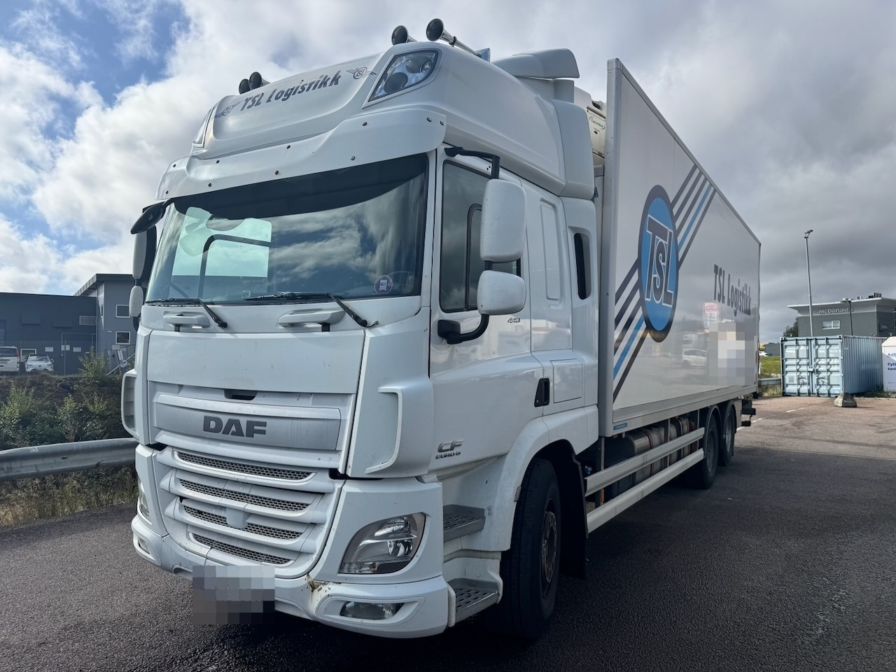 DAF CF440 - Truk box: gambar 1 DAF CF440 - Truk box: gambar 1