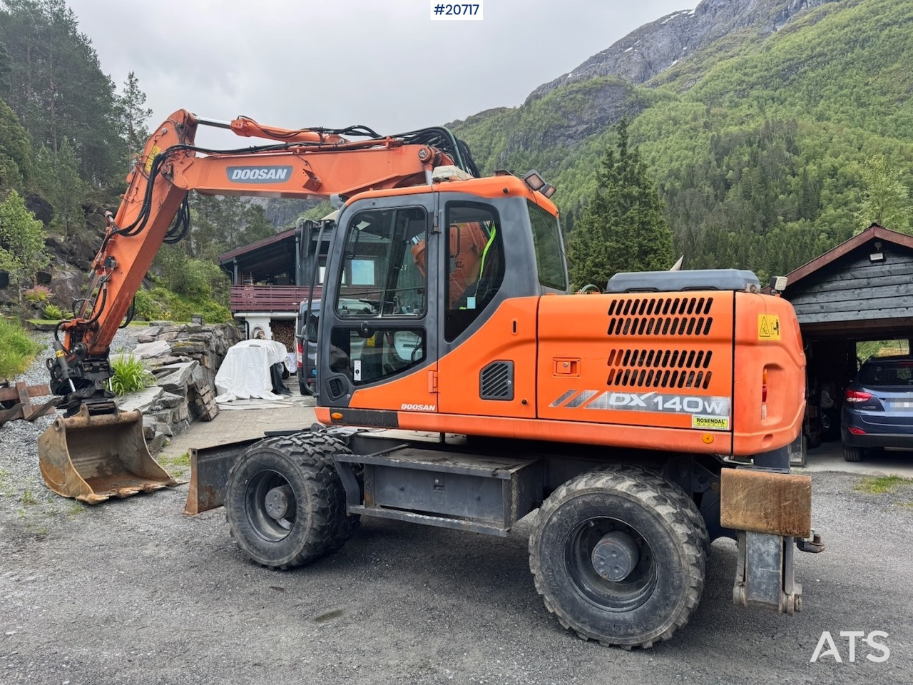 Doosan DX140W-3 - Ekskavator: gambar 2 Doosan DX140W-3 - Ekskavator: gambar 2