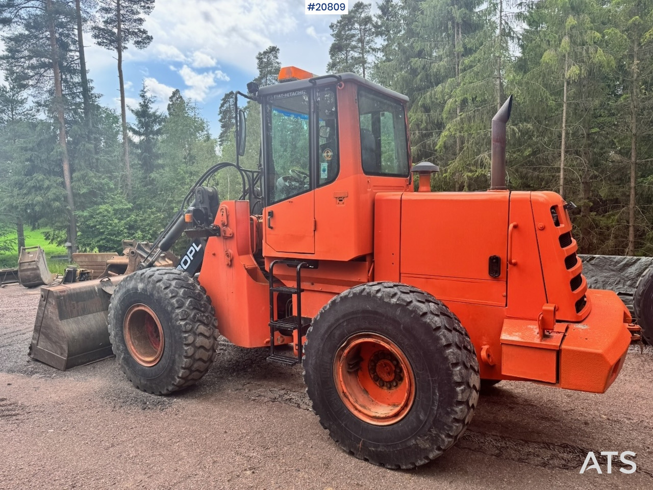 Fiat Hitachi W130PL - Wheel loader: gambar 3 Fiat Hitachi W130PL - Wheel loader: gambar 3