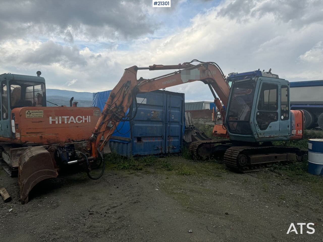 Hitachi EX60 - Ekskavator perayap: gambar 1 Hitachi EX60 - Ekskavator perayap: gambar 1